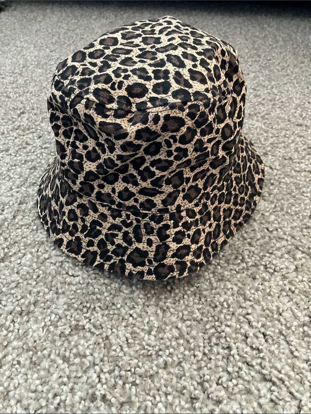 Leopard Print Bucket Hat - Black & Tan